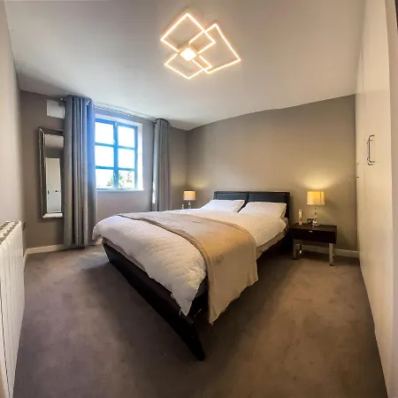 Stunning Duplex With Private Parking In 4 Dublín