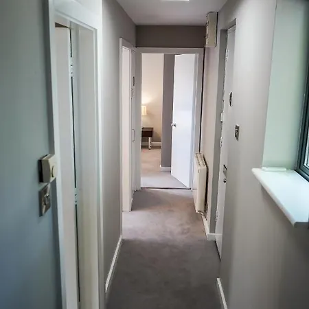 Дом отдыха Stunning Duplex With Private Parking In 4
